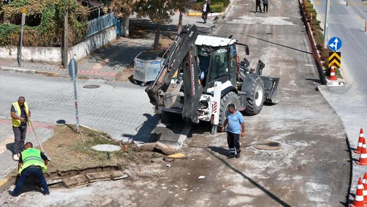 Söke'de yol yenileme ve altyapı çalışmaları eş zamanlı sürdürülüyor