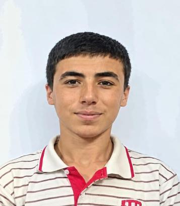 Otomobil ile çarpışan motosikletin sürücüsü öldü; kaza kamerada
