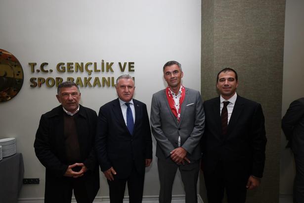Bakan Bak, Avrupa Okul Sporları Federasyonu heyetini kabul etti