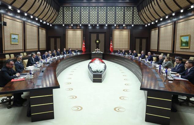 Cumhurbaşkanı Yardımcısı başkanlığında 'Fon Koordinasyon Kurulu' oluşturuldu