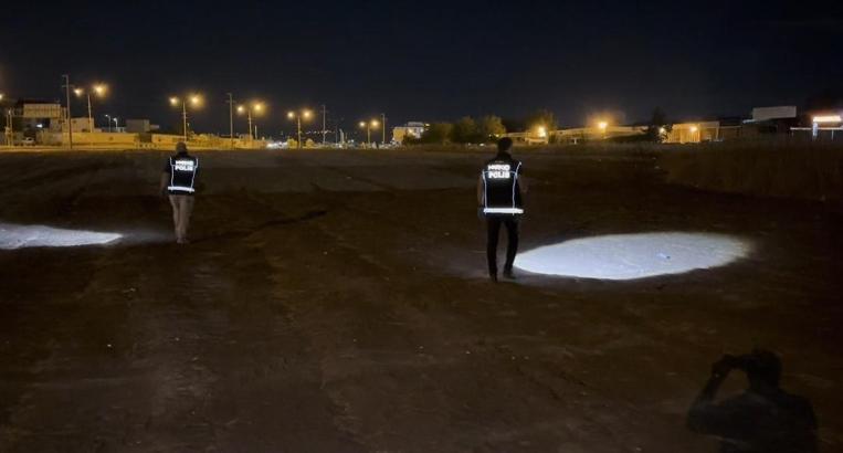 Otomobilden atılan poşetten uyuşturucu çıktı: 1 tutuklama