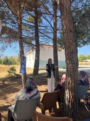 TİKAV, 'Kuşaktan Kuşağa Konuşuyoruz’ projesiyle kırsaldaki kadınlarla buluştu