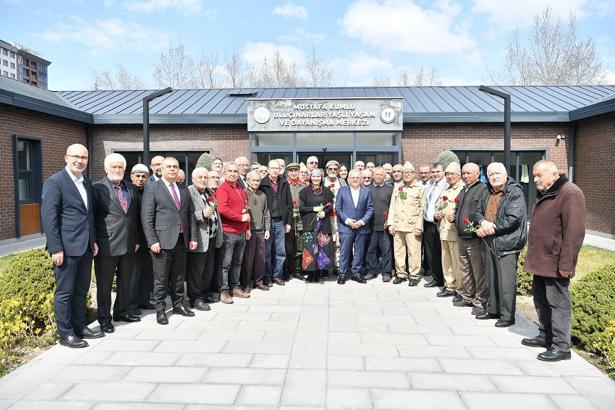 Başkan Büyükkılıç’tan, Dünya Yaşlılar Günü mesajı