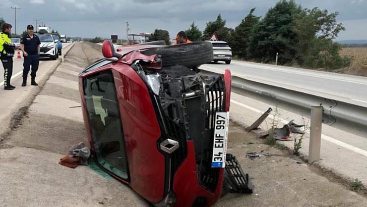 Bursa'da otomobil yol kenarındaki kanala düştü : 1 yaralı