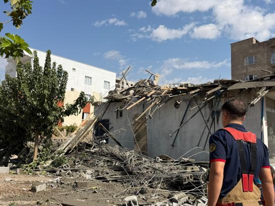 Ev inşaatında beton dökümü sırasında çökme: 5 yaralı