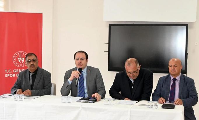 Köylere Hizmet Götürme Birliği toplandı