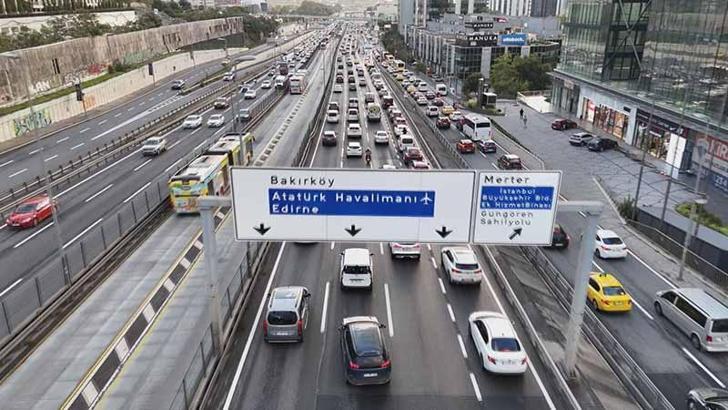 İstanbul'da trafik yoğunluğu yüzde 71'e ulaştı
