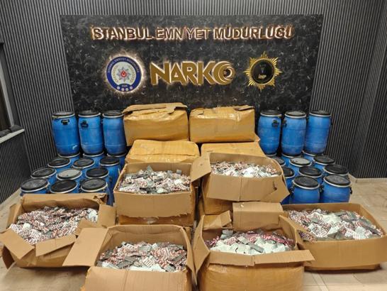 İstanbul'da uyuşturucu operasyonlarında 5 şüpheli gözaltına alındı