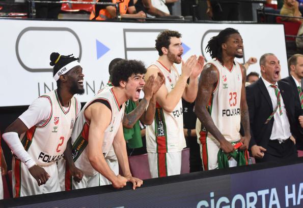 Karşıyaka evinde zaferle başladı
