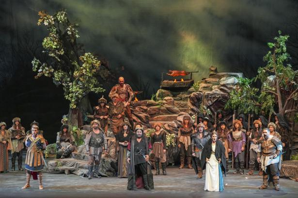 Sanat sezonu 'Attila' operası ile başladı