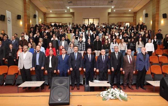 ERÜ'nün açılış dersi 'Terörsüz Türkiye İletişimi' oldu