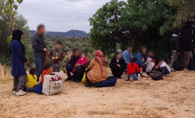 Demre’de düzensiz göçmen operasyonu