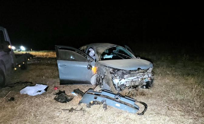Kaçak göçmenleri taşıyan otomobil takla attı; 9 yaralı