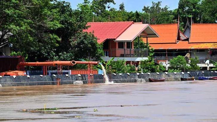 Tayland'da şiddetli yağışların neden olduğu selde hayatını kaybedenlerin sayısı 31'e yükseldi