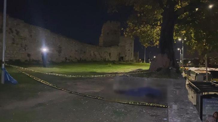 Zeytinburnu'nda surlarda erkek cesedi bulundu