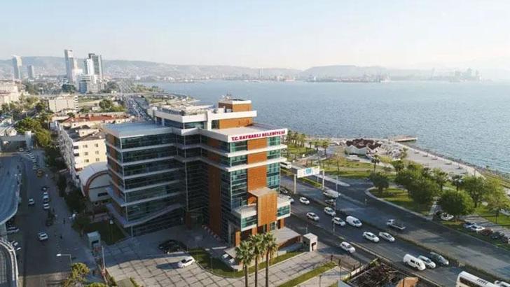Bayraklı Belediyesi’ne operasyon: 45 gözaltı