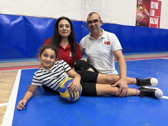 Sporla engelleri aşan çift, protez ve ekipmanları için destek istedi