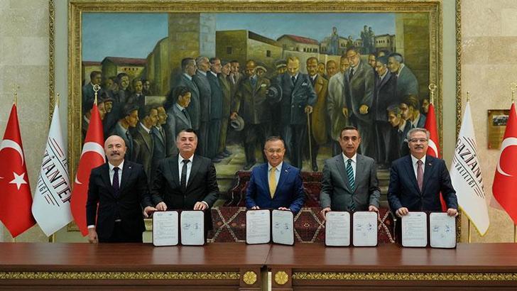 Gaziantep’te 65 bin öğrenciye ayakkabı desteği