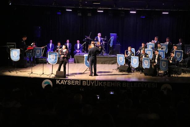 'Cazın Kartalları' Kayseri’de sahne aldı