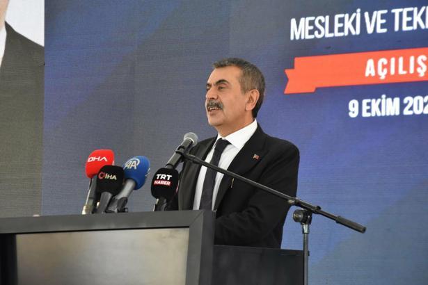 Bakan Tekin: 600 bin derslik inşa ettik