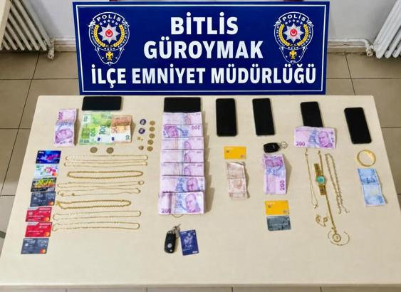 Kuyumculara altın kaplama zincirleri gerçek altın diye sattılar: 6 gözaltı