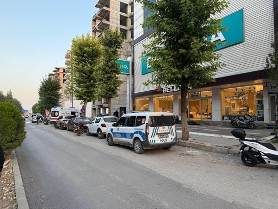 Yalnız yaşadığı evinde ölü bulundu