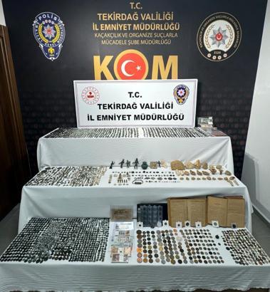 Tekirdağ'da çok sayıda tarihi eser niteliğinde obje ve materyal ele geçirildi
