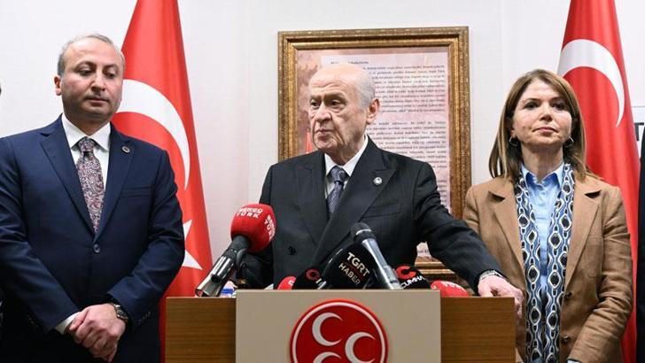 Devlet Bahçeli: Sonuç almadan bakanlarımızı suçlamak siyasete ihanettir