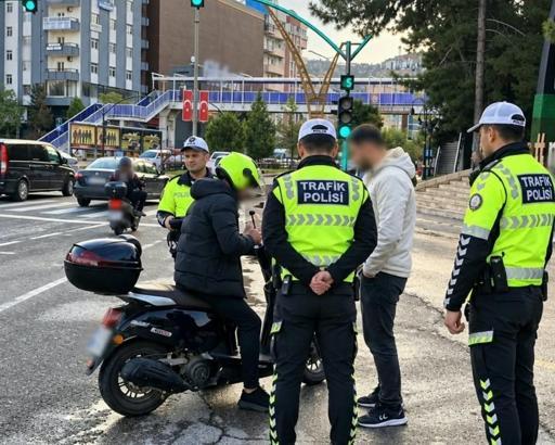 Mardin’de denetimlerde 27 motosiklet sürücüne ceza