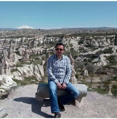 Ceviz toplarken yüksek gerilim hattına kapılarak öldü