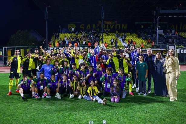 Aliağa FK tam yol ileri