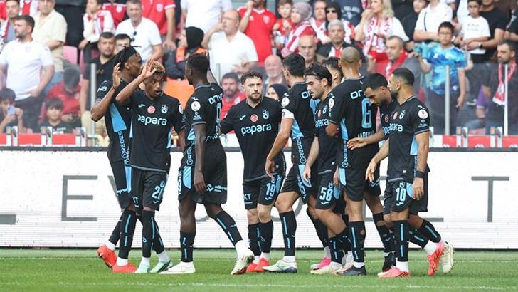 Trabzonspor, Samsun'da rekorlarla kazandı