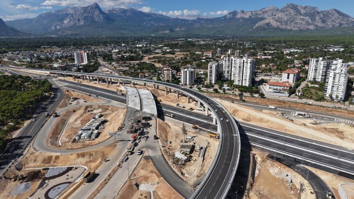 Duraliler Kavşağı kısmi trafiğe açıldı; tam açılış için geri sayım