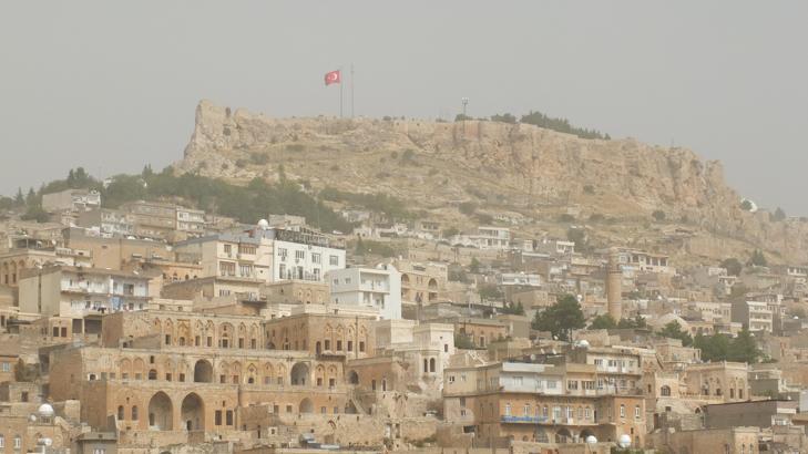 Mardin'de toz taşınımı etkili oldu