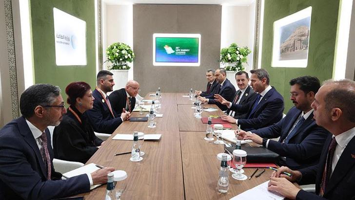 Bakan Bayraktar, Iraklı mevkidaşı Vahib ile görüştü