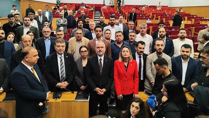 AK Parti Grup Başkan Vekili Yıldız: Önemli olan İzmir'in sorunlarının çözümüdür
