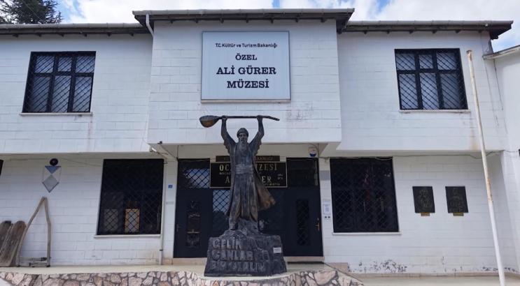 Ocak köyündeki 3 bin eserlik müze ziyaretçileri geçmişe götürüyor