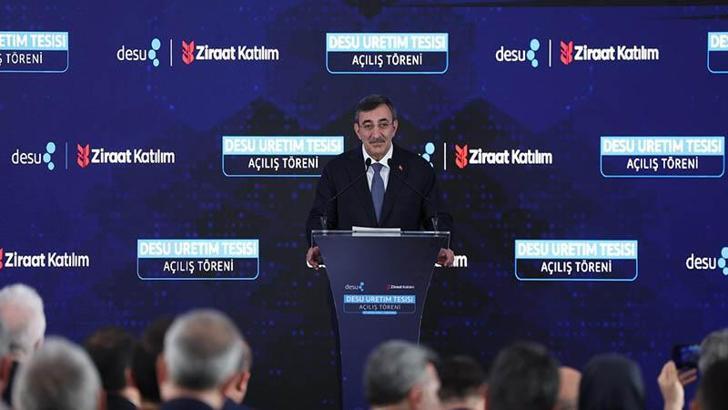 Cumhurbaşkanı Yardımcısı Yılmaz: İlaç ve tıbbi cihazlarda yerli üretimi artırmak önceliklerimiz arasında