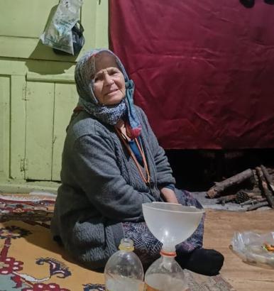 4 gündür haber alınamayan kadın, köyüne 6 kilometre mesafede sağ bulundu