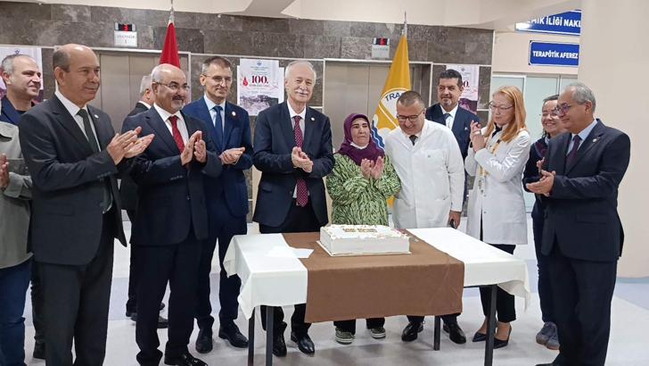 TÜ’de 100’üncü kemik iliği nakli başarısı törenle kutlandı