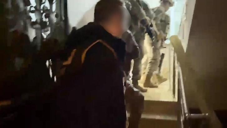 Sanal medyadan suç örgütlerine eleman temin eden 25 şüpheliye gözaltı