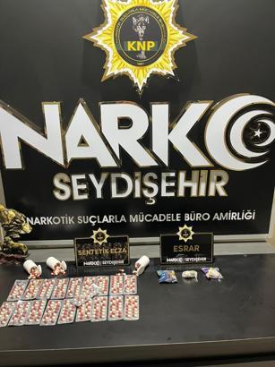 Çantanın astarına uyuşturucu hap gizlemiş