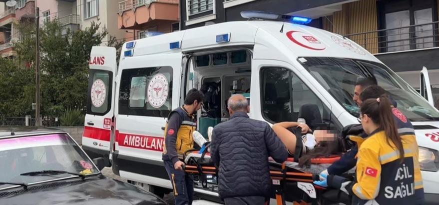 Kütahya’da motosiklet yayaya çarptı; 2 yaralı