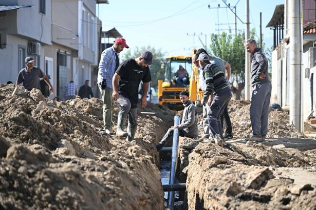 Yeşilköy'ün 40 yıllık içme suyu altyapısı yenilendi