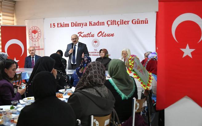 Balıkesir'de 7 bin 88 kadın çiftçi tarımsal üretime katkı sağlıyor