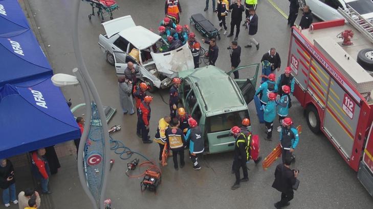 Muş’ta gerçeği aratmayan trafik kazası tatbikatı