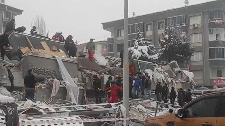 Depremde 16 kişinin öldüğü Hayat Sitesi'nin davasında 4 sanığa hapis