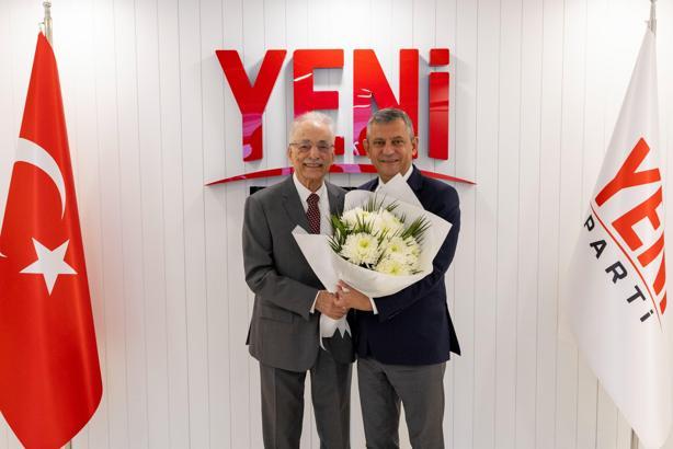 Murat Karayalçın, Yeni Parti’ye üye oldu