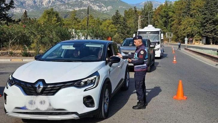 81 ilde aranan 912 suçlu yakalandı