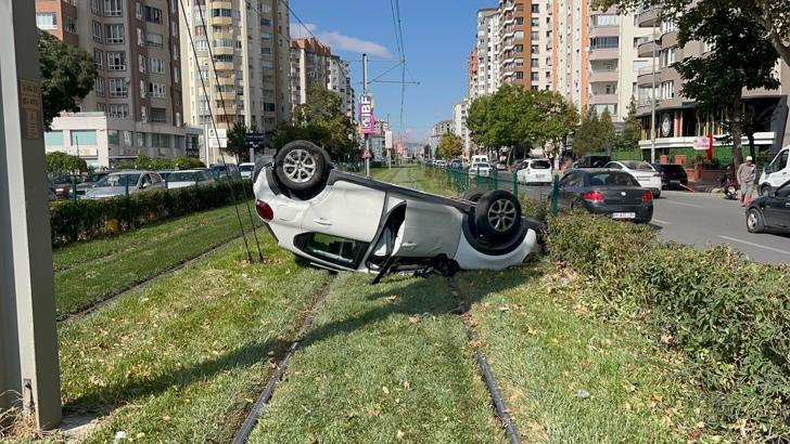 Kayseri'de iki otomobil çarpıştı: 1 yaralı